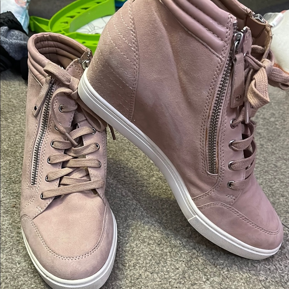 Linea Paolo Niya Wedge Blush Pink Sneakers - 8.5M